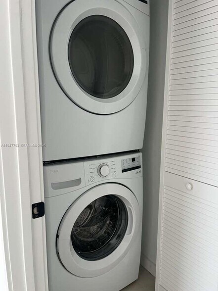 Building Photo - 14561 SW 261st Ter