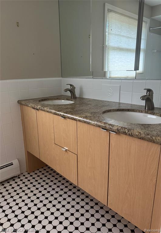 Building Photo - 3200 Hartslock Woods Dr