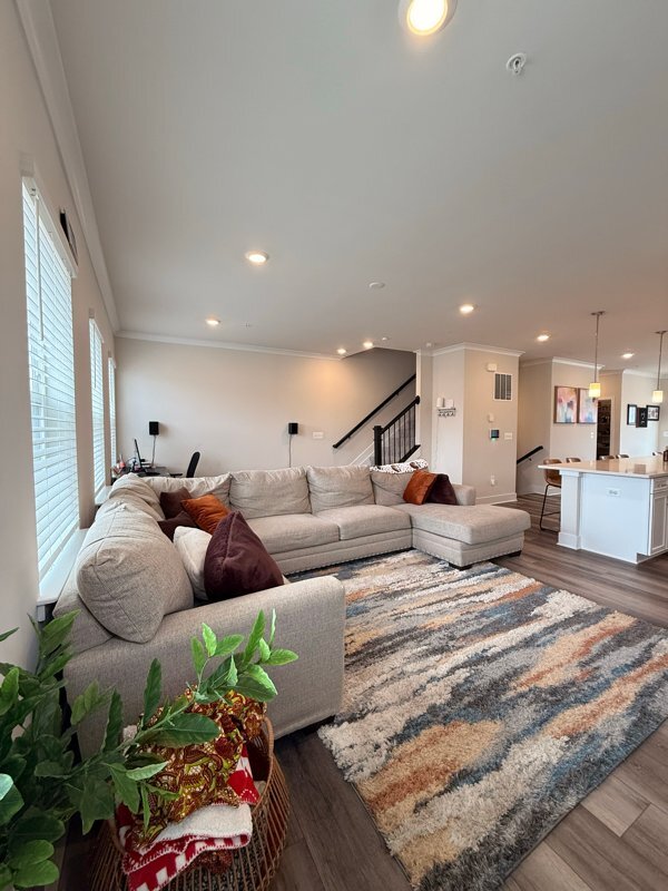 Building Photo - 11470 St Luke Dr