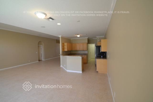 Building Photo - 3154 El Camino Real