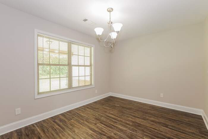 Building Photo - 161 Colony Park Ln