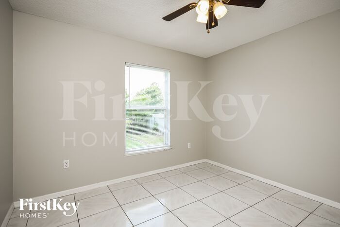 Building Photo - 1165 St Tropez Ct