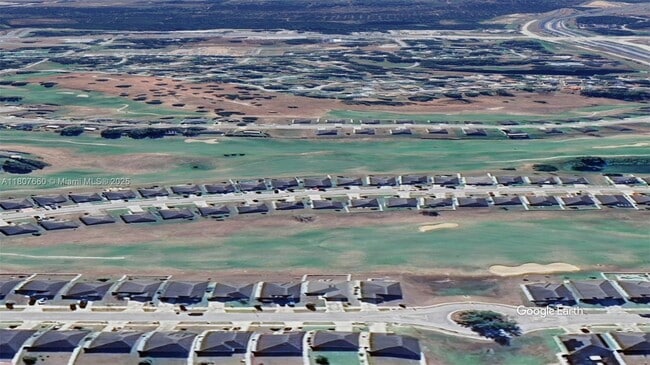 Building Photo - 30894 Water Lily Dr