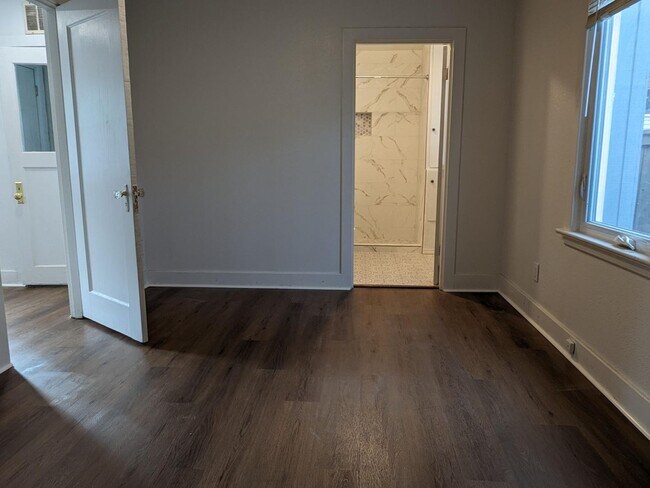 Building Photo - Stoffel-Wilcher 519