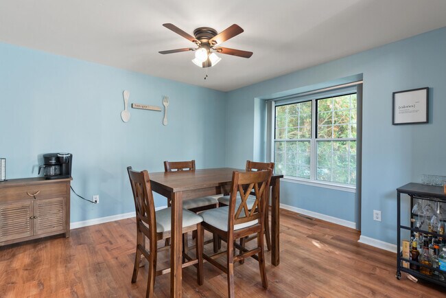 Building Photo - 1173 Fairways Blvd