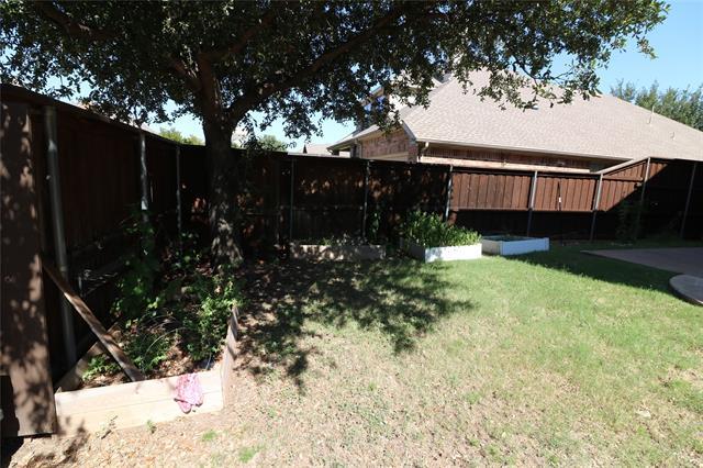 Building Photo - 2728 Breezy Point Ln