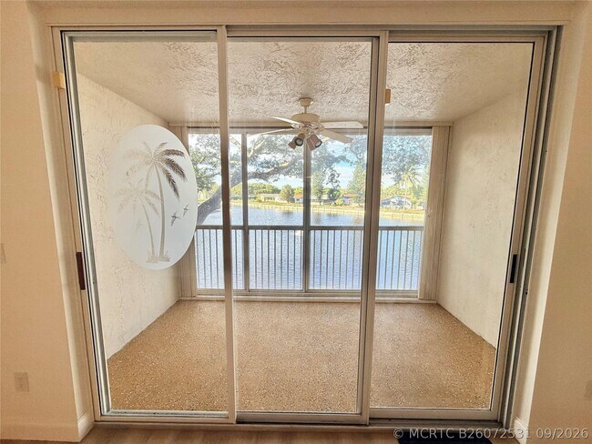Building Photo - 9587 Weldon Cir