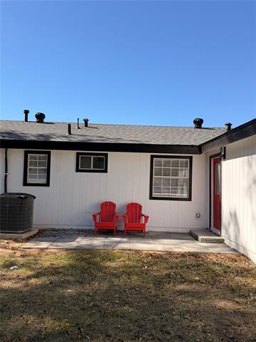 Building Photo - 605 N Davis Dr