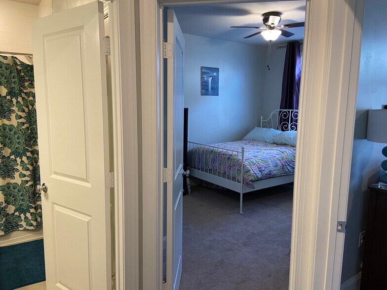 Upstairs Hallway - 1326 S Rolfe St