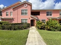 Building Photo - 132 SW Peacock Blvd