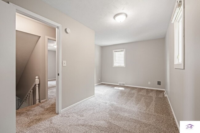 Building Photo - 3012 Menke Cir
