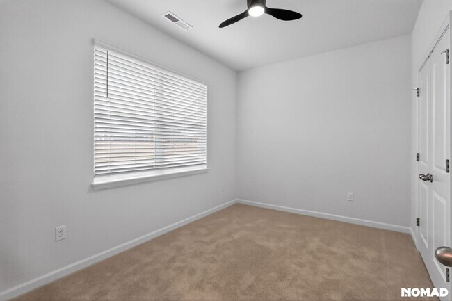 Building Photo - 821 Washington St