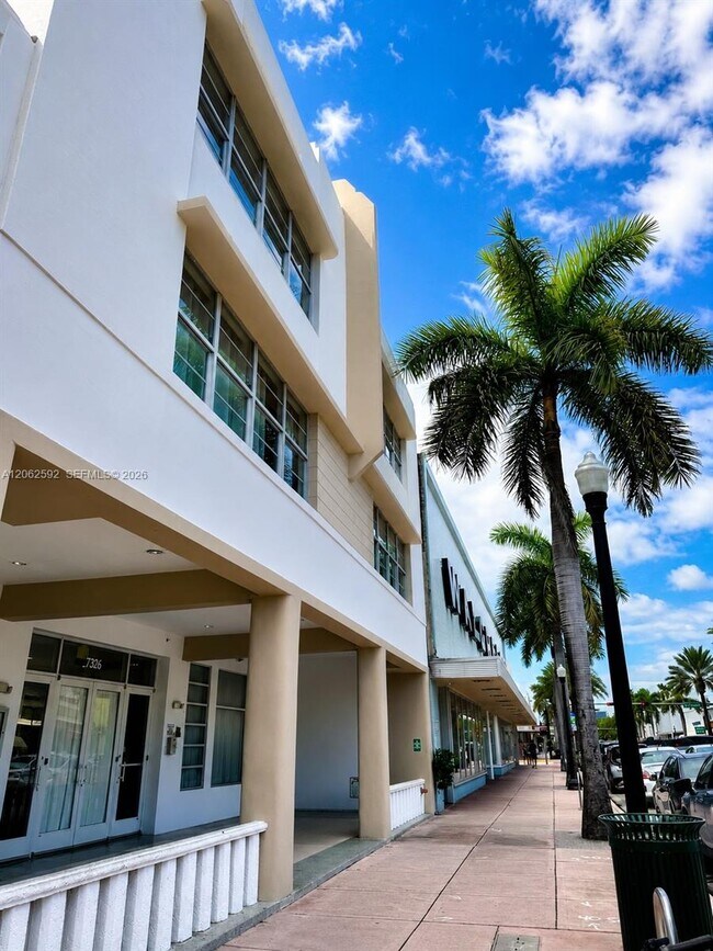 Building Photo - 7326 Collins Ave
