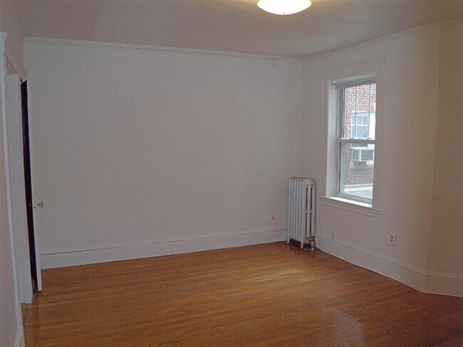 Building Photo - 157 Summer St