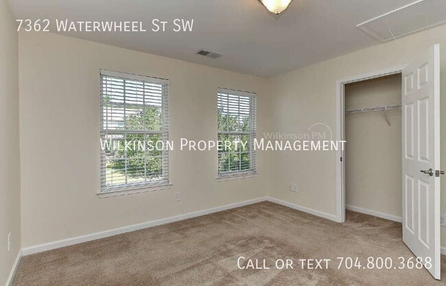Building Photo - 7362 Waterwheel St SW