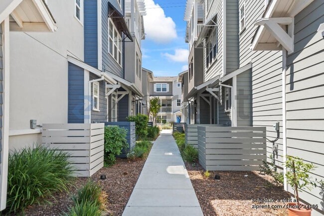 Building Photo - 37393 Salt Grass Rd