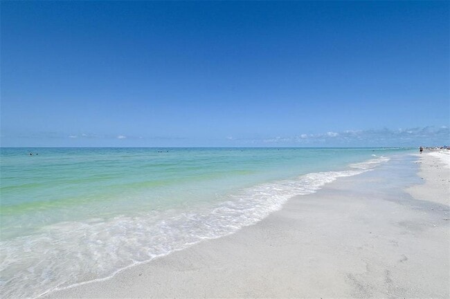 Building Photo - 6758 S Lockwood Ridge Rd