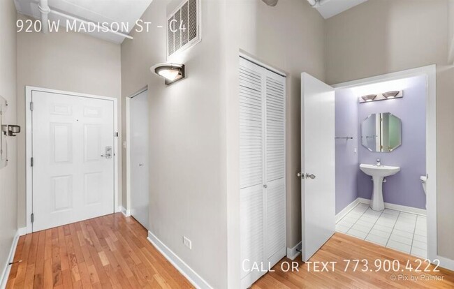 Building Photo - 920 W Madison St