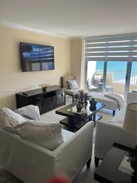 Building Photo - 3180 S Ocean Dr