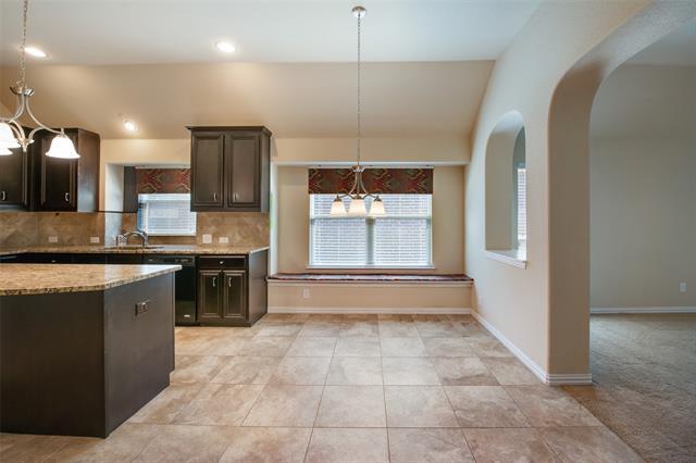 Building Photo - 8856 Devonshire Dr