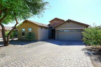 Building Photo - 827 W Desert Valley Dr