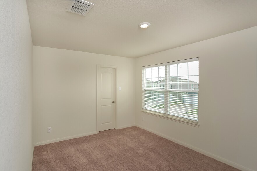 Building Photo - 12029 Claudette St