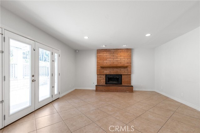 Building Photo - 1625 Chelsea Ave