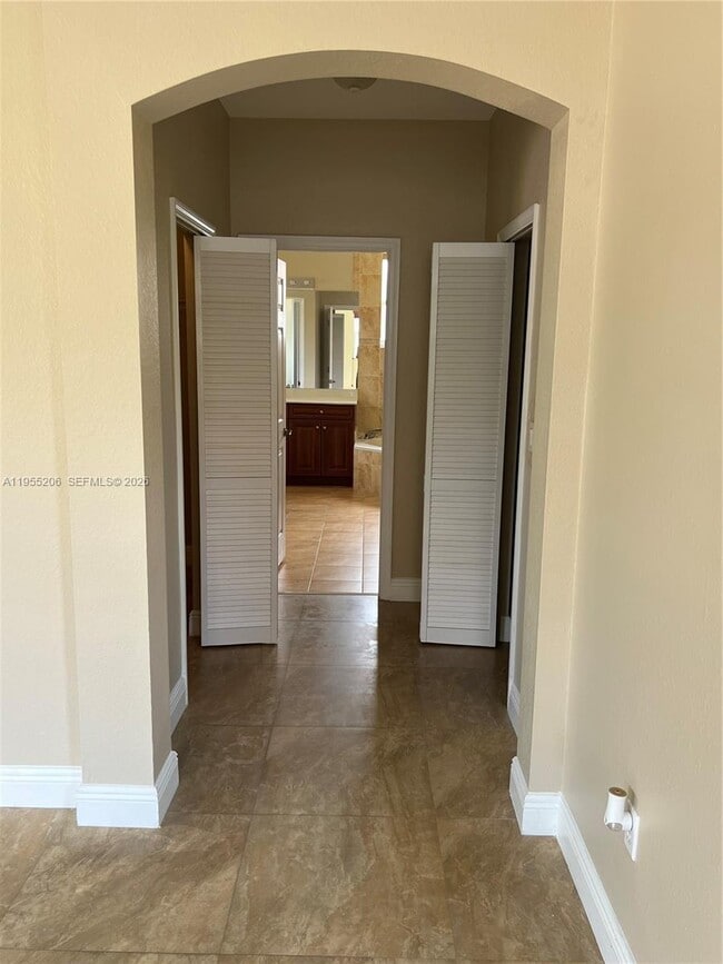 Building Photo - 15389 SW 90th Terrace