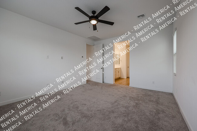 Building Photo - 1117 N Jay Pl