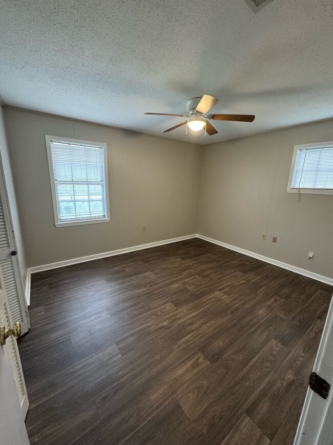 Building Photo - 101 Dorman Ave