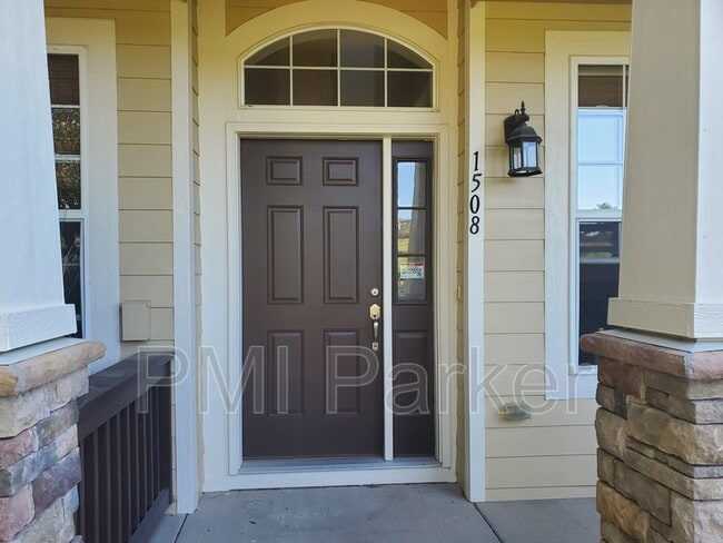 Building Photo - 1508 Royal Troon Dr