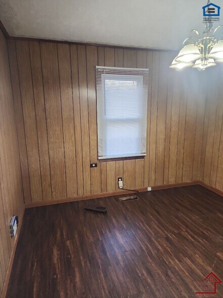 Building Photo - 193 Schelley Rd