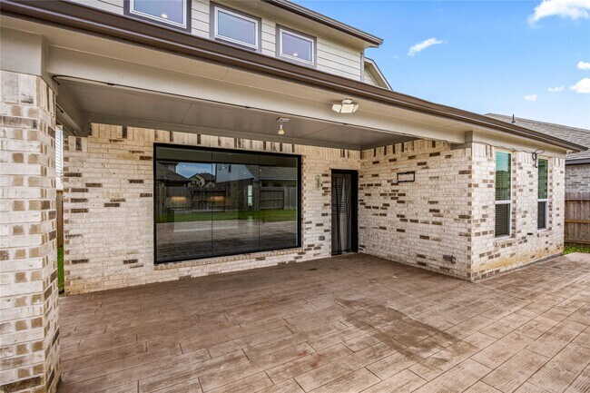 Building Photo - 27118 Peaceful Cv Dr