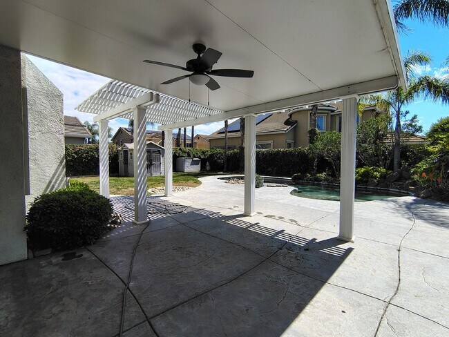 Building Photo - 13606 Brook Way