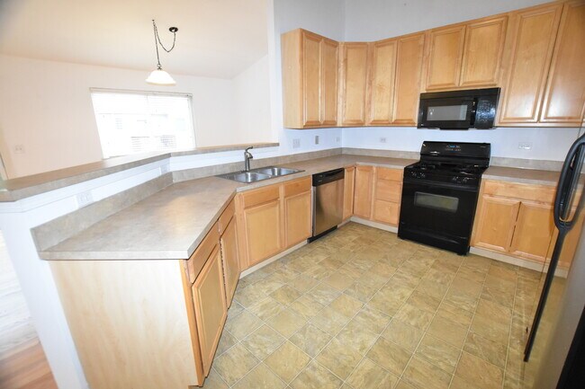 Building Photo - 2963 Saganashkee Ln