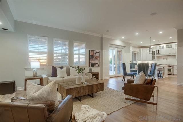 Building Photo - 1463 Paseo De Las Flores