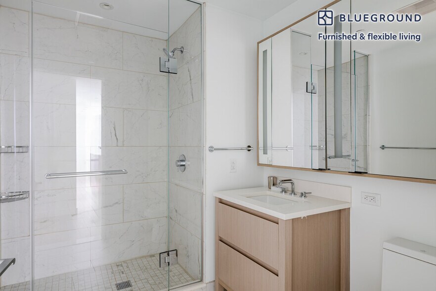 Building Photo - 390 Harrison Ave