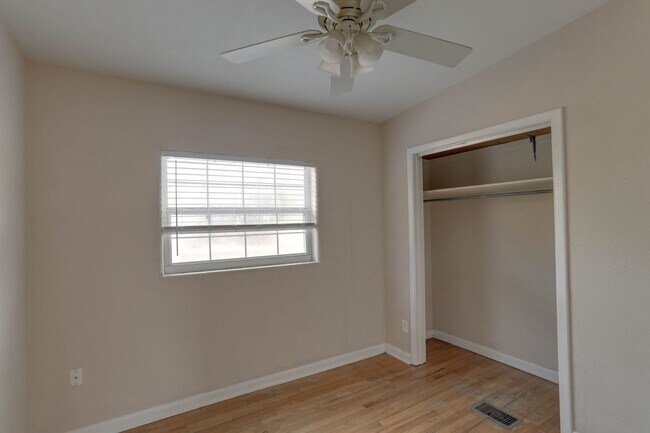 Building Photo - 1704 Edmundshire Rd