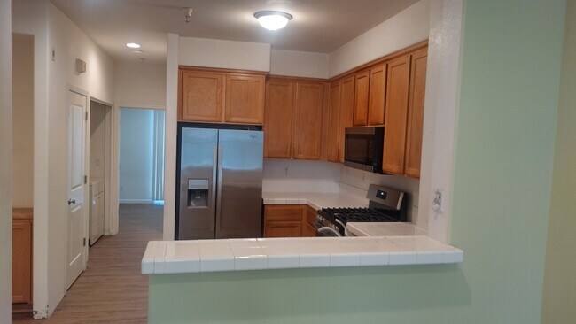 Building Photo - 464 Marina Way