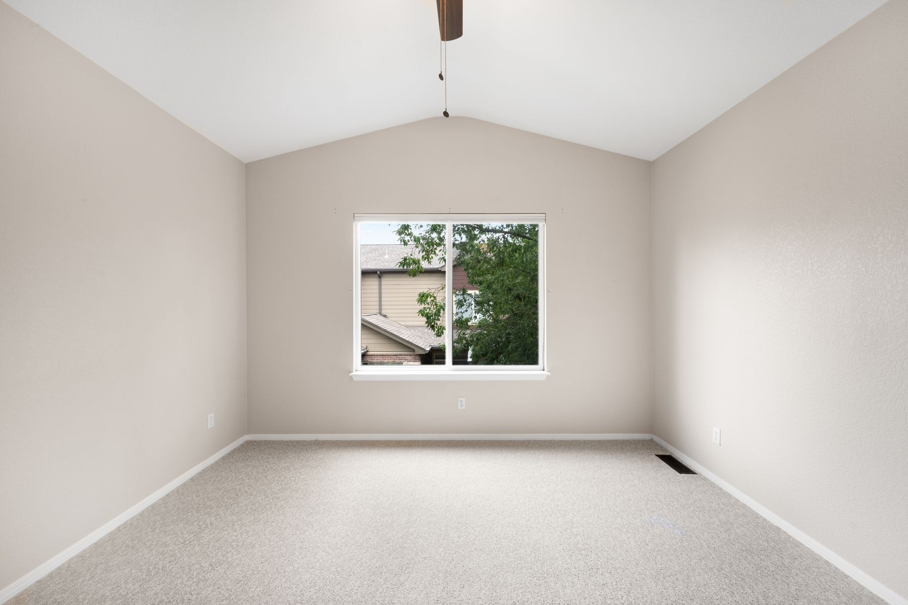 Building Photo - 6478 Silver Mesa Dr