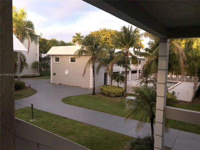 Primary Photo - 17255 SW 95th Ave