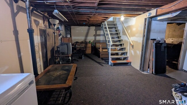 Building Photo - 3 Mountain View Dr