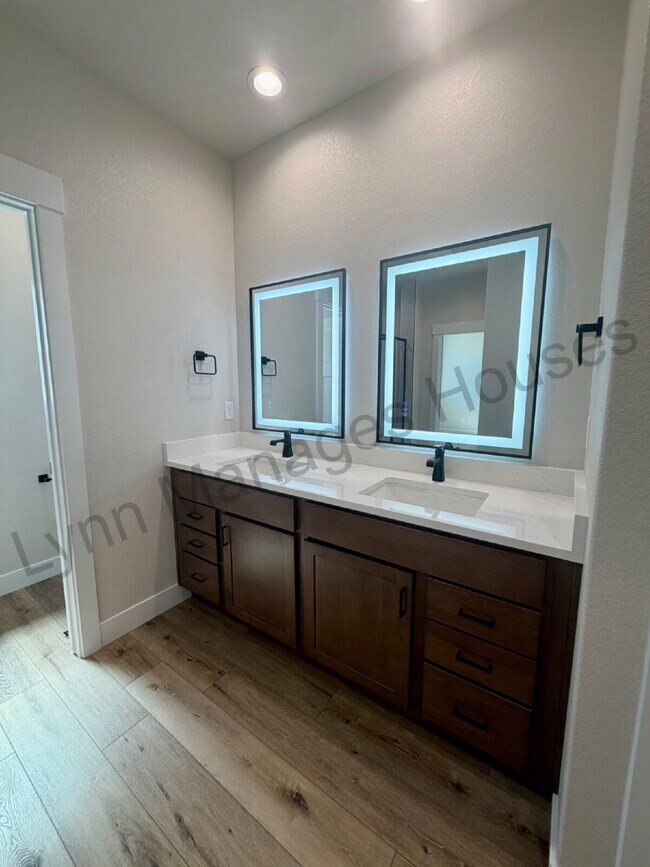 Building Photo - Brand New Single Family Home!
