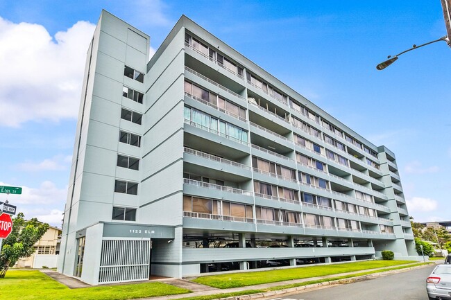 Primary Photo - Cute and Newly Upgraded 1/1/1 near Ala Moana