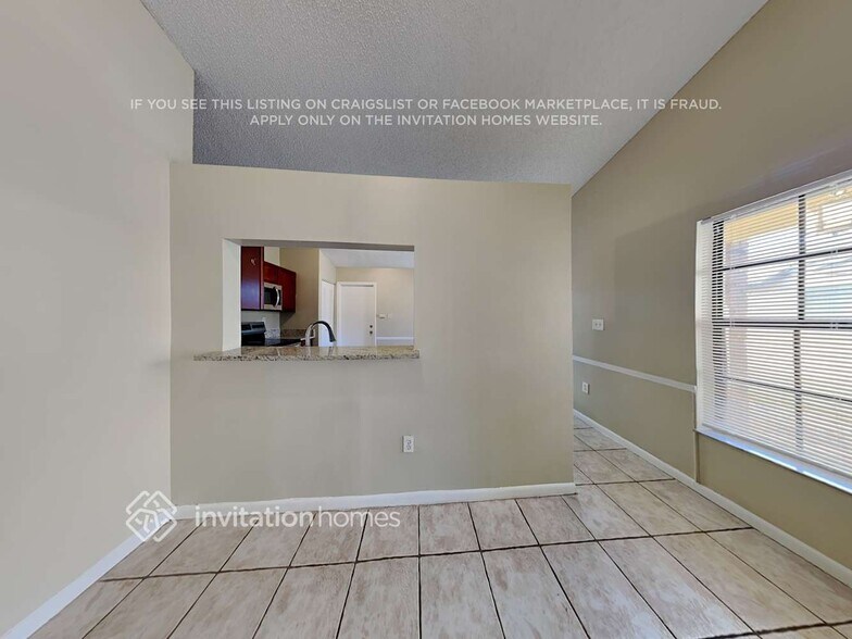 Building Photo - 13641 Newport Manor