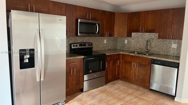 Building Photo - 16424 SW 73rd Terrace