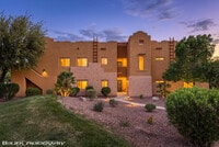 Building Photo - 724 Hardy Way