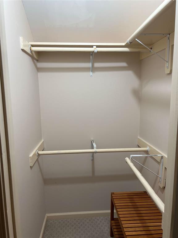 Building Photo - 2535 N MacGregor Way