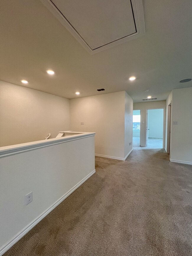 Building Photo - 14839 Vance Jackson Rd