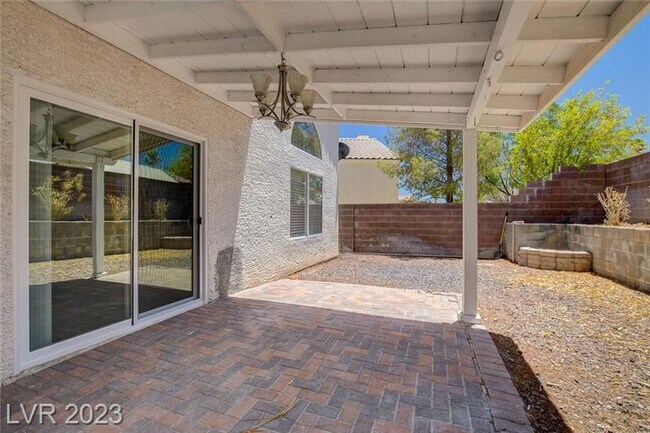 Building Photo - 1705 Navajo Lake Way
